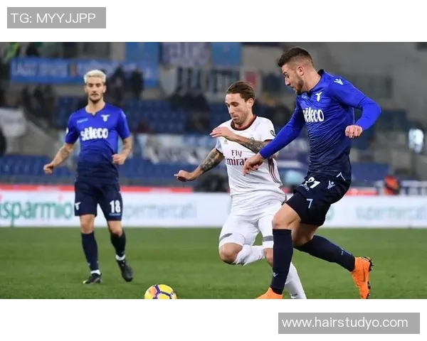 切尔西凭一举动引爆热搜榜首全网热议球队新策略震撼球迷